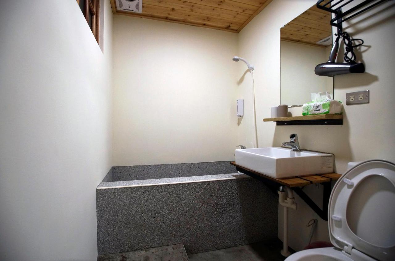 Pisces Youth Hostel T'ai-tung Kültér fotó