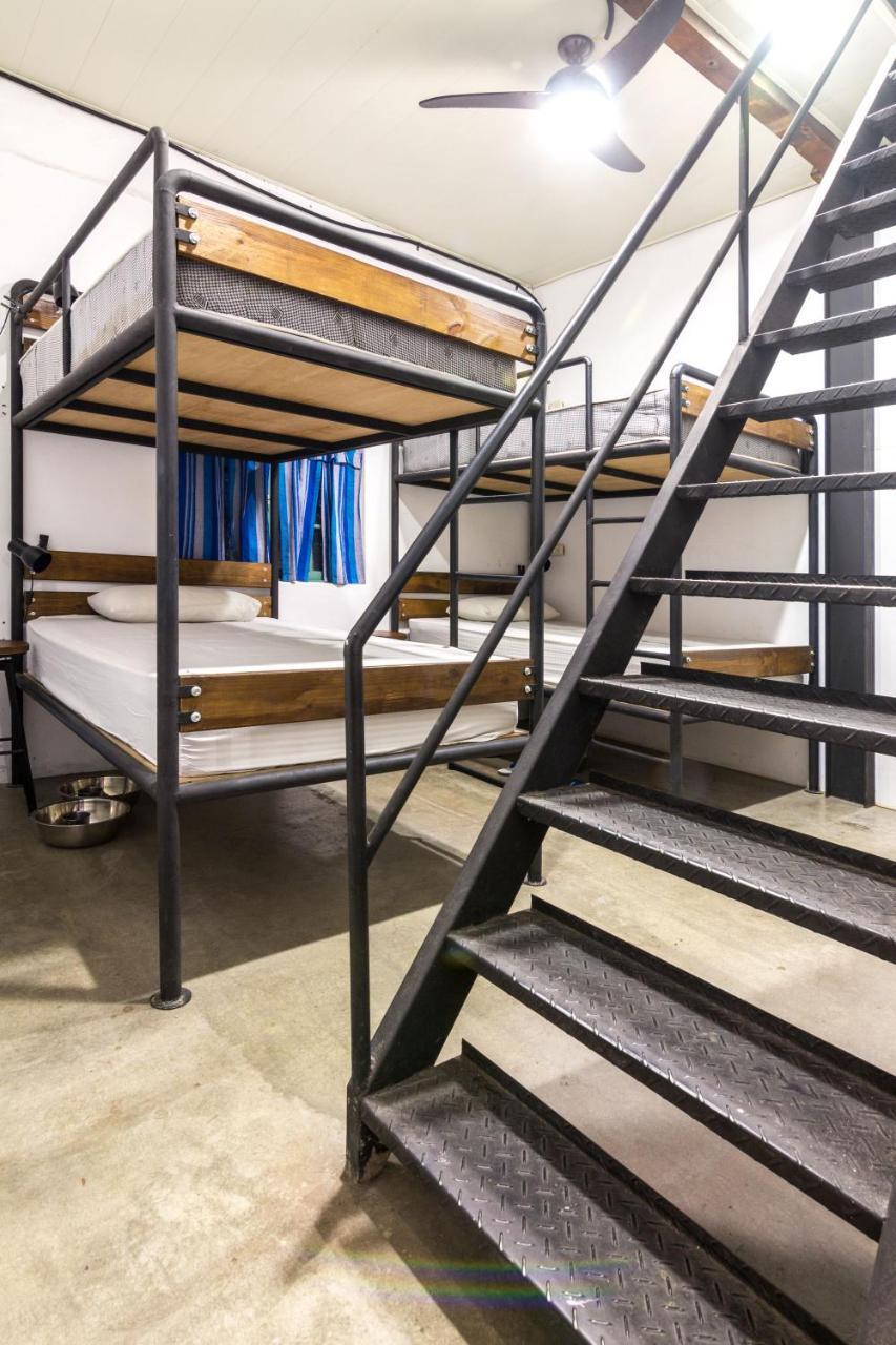 Pisces Youth Hostel T'ai-tung Kültér fotó